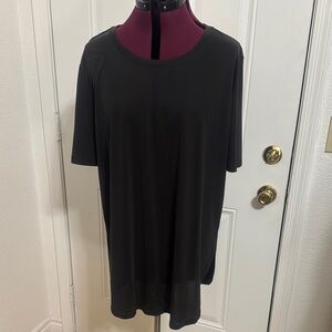 ZYIA Black Short Sleeve Top
